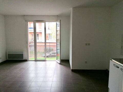   Beau 2P meubl 45m avec balcon et parking Appartement - 2 pice(s) - 45 m