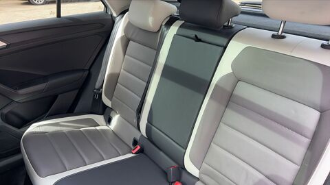 T-ROC 1.5 TSI 150 Carat Exclusive - Premi&egrave;re main Entretien constr 2019 occasion 89300 Joigny