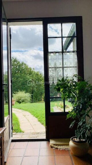  Propri�t�/ch�teau � vendre 11 pi�ces 180 m�