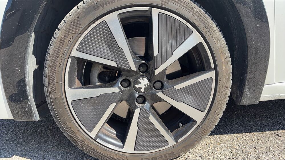 208 136 50 kWh GT 2020 occasion 84800 L Isle Sur La Sorgue