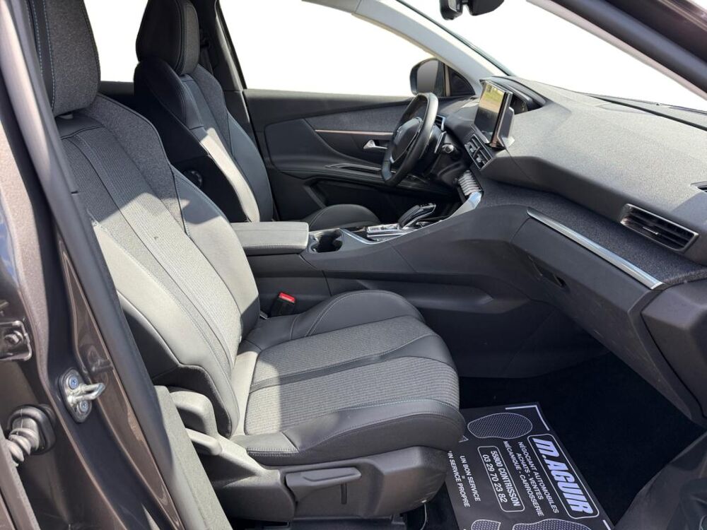 3008 1.6 HYBRID 225 E-AUTO ALLURE PACK 2022 occasion 55800 Contrisson