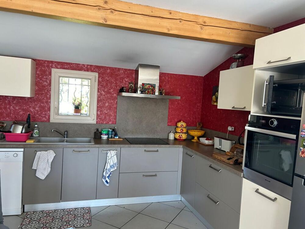 Vente Maison Maison Carbon Blanc 8 pièce(s) 192 m2 sur une parcelle de 1030 m2 Carbon blanc