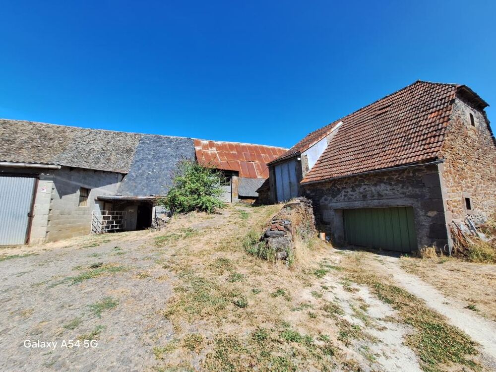Grange + petit bâtiment