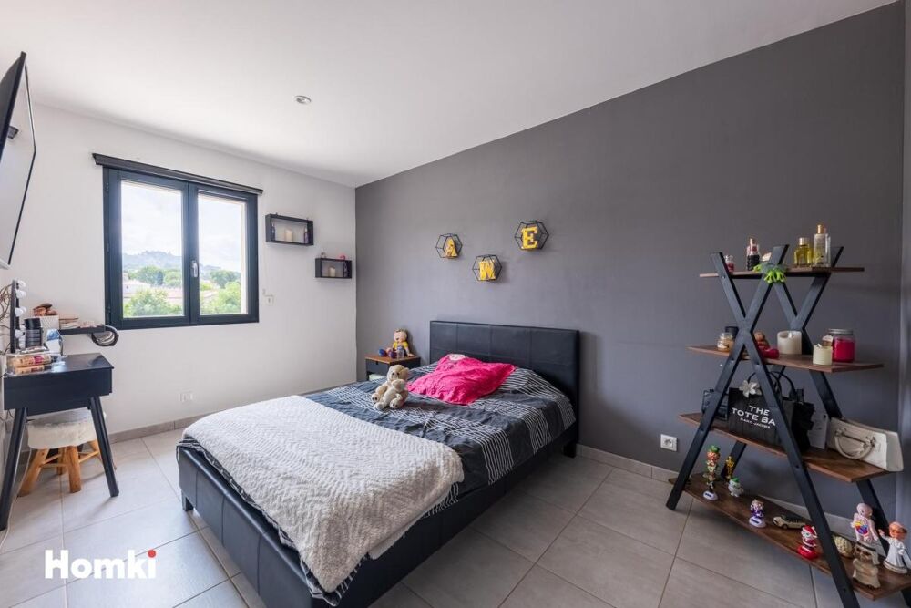 Vente Maison Maison/Villa T5 de 132 m² à Plan-de-Cuques 13380 Plan de cuques