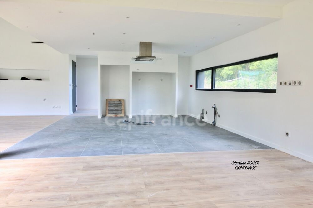 BOURGHELLES (59) Maison contemporaine à vendre 8 pièces