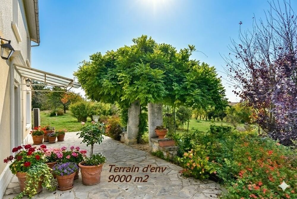 Maison à vendre 6 pièces SAINT YRIEIX SUR CHARENTE (16)