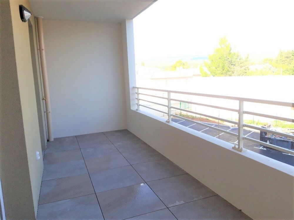 Location Appartement T2 avec terrasse et parkings à ST CYR SUR MER Saint cyr sur mer