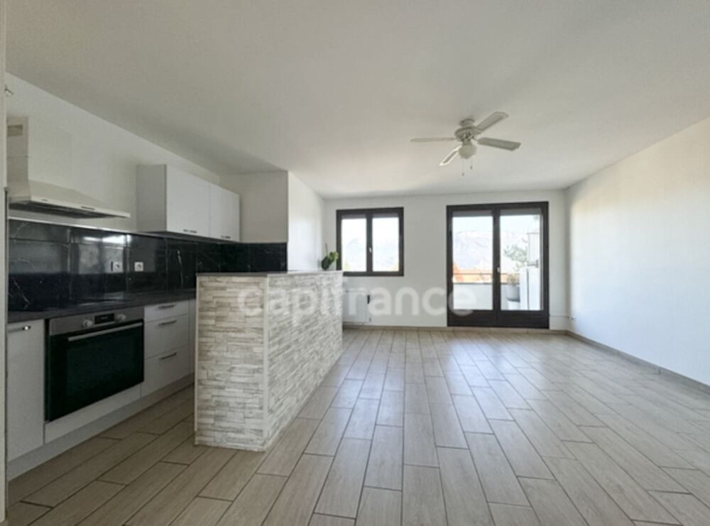 Location Appartement ANNECY CRAN-GEVRIER T3/4 avec balcon et garage Cran gevrier