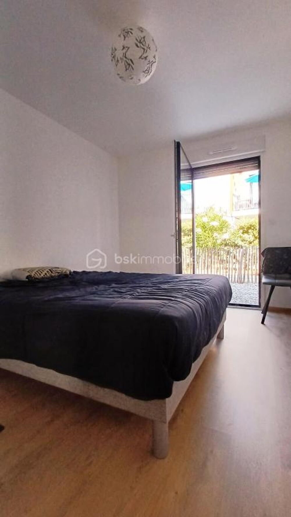 Vente Appartement A Vendre - Bel appartement récent 3 pièces en rez-de-chaussée avec un vaste extérieur au calme- parking et cave Les sables d olonne