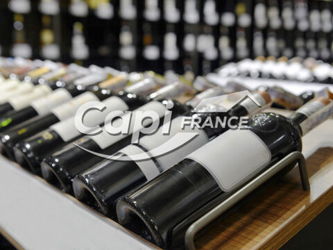 Fonds de commerce de Caviste à vendre proche de QUIMPER (29) 199600 29000 Quimper