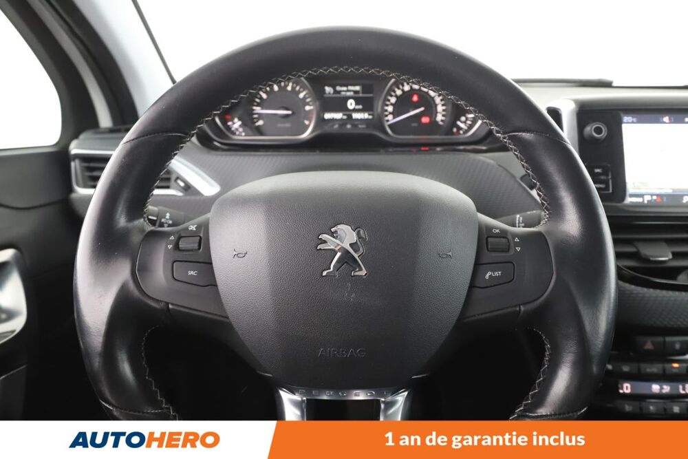 2008 1.2 PureTech Allure 110 ch 2017 occasion 92130 Issy-les-Moulineaux