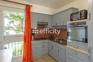  Appartement � vendre 4 pi�ces 80 m�