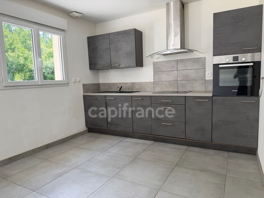 Vente Maison Maison à vendre 5 pièces JOIGNY (89) plain pied de 2018  3 chambres Garage Terrain de 800 m2 Joigny