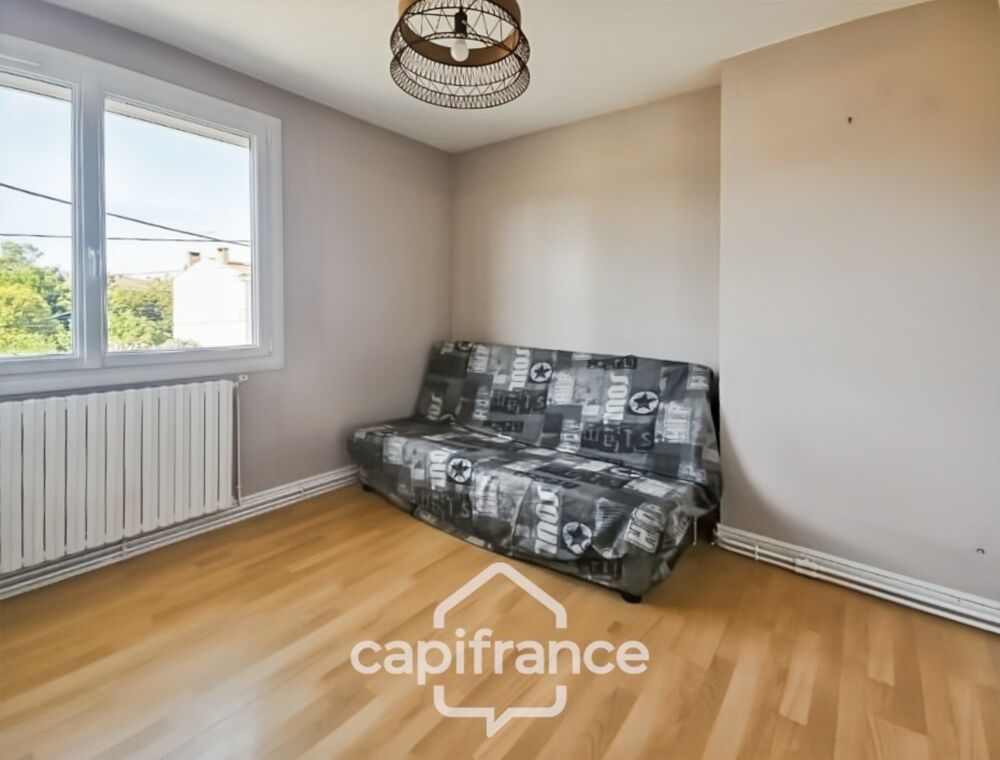 Location Maison Maison avec 3 chambres, garage et jardin, proches commerces et écoles Agen