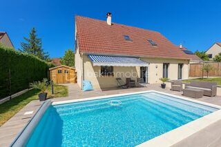  Propri�t�/ch�teau � vendre 9 pi�ces 227 m�