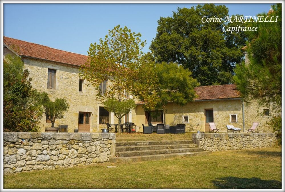 Vente Propriété/Château Propriete à vendre 22 pièces proche de AGEN (47) 4 habitations 885 m² + dépendances, 27 ha Agen