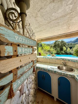  Maison � vendre 6 pi�ces 240 m�