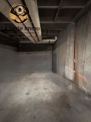  Parking / Garage  vendre 17 m