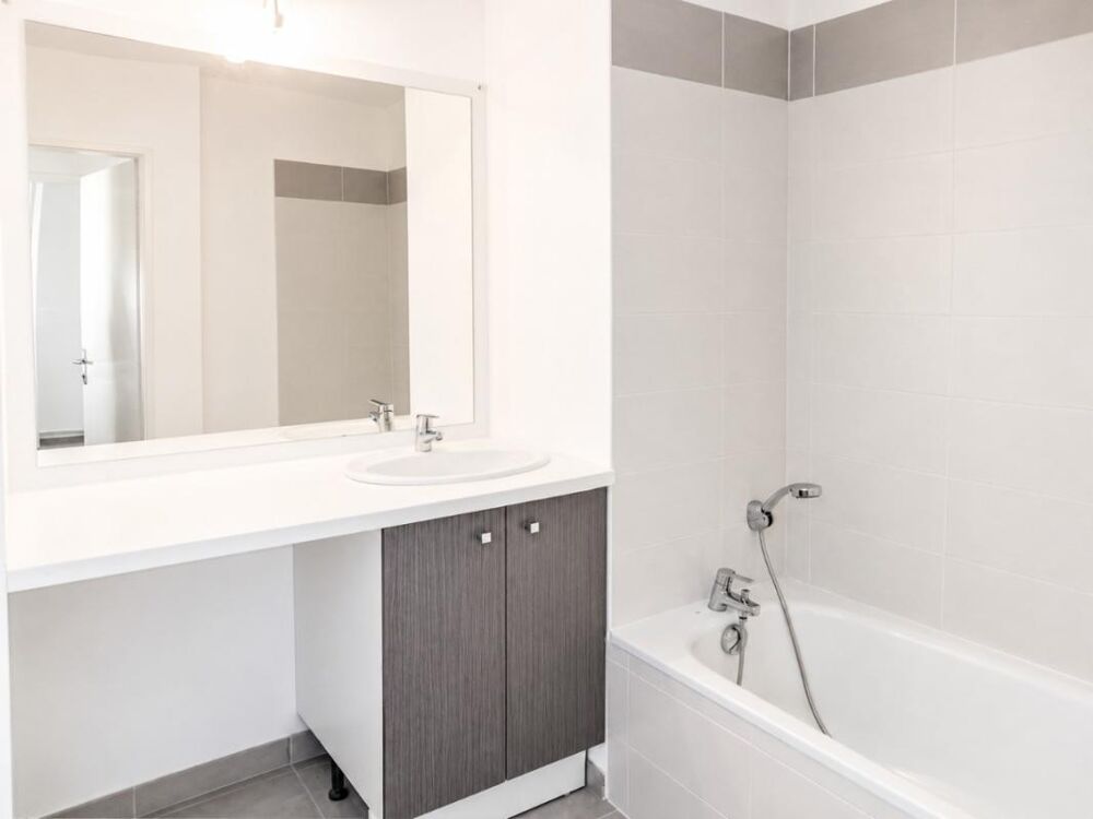 Location Appartement T2 avec balcon et parking à TOULOUSE Toulouse