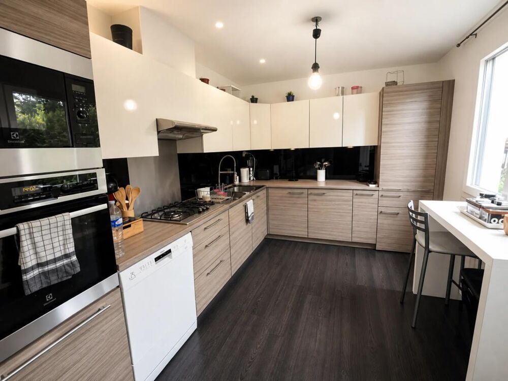 Maison de 8 pièces de 145 m² à Chartainvilliers