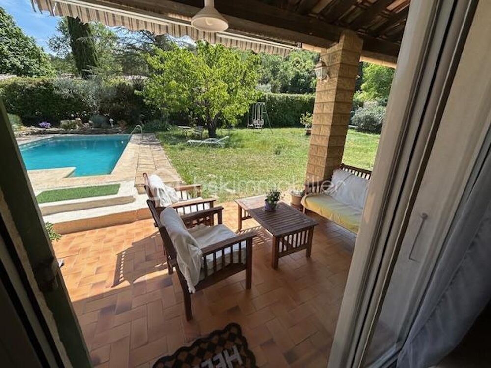 à vendre  Propriété/château Mimet (13105)