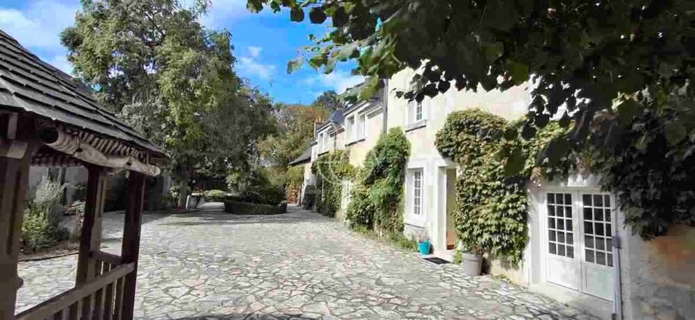 Entre Tours et Amboise, découvrez un moulin du XVIe siècle au cadre exceptionnel sur 3.4ha
