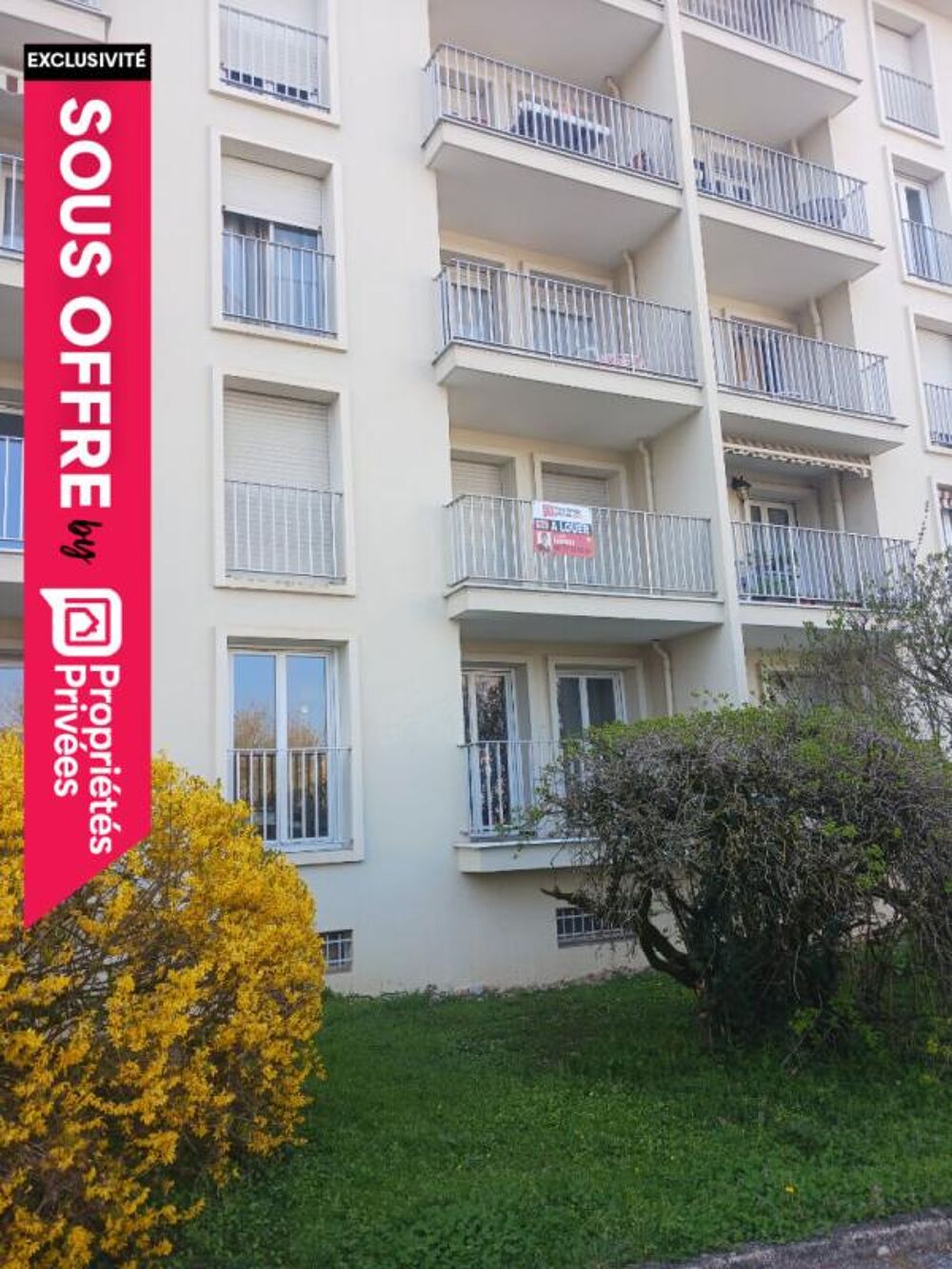 Appartement Lons Le Saunier 2 pièces ascenseur et balcon