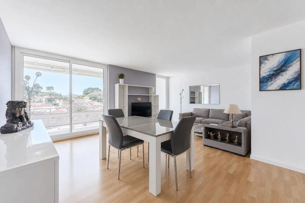 Vente Appartement Appartement de 4 pièces avec balcon de 88 m2 situé à Arcachon - Idéal pour une famille Arcachon