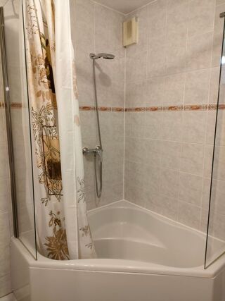  Appartement à louer 2 pièces 50 m²