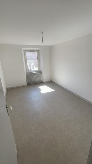  Appartement à louer 3 pièces 60 m²