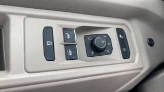 MULTIVAN T7 1.4 eHybrid 218 DSG6 Life - 7 places Automatique 2024 occasion 94800 Villejuif