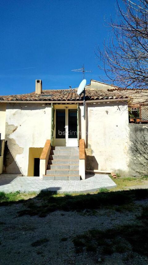   T1/2 avec extérieur dans le centre de SAINT-ETIENNE LES ORGUES au cœur des Alpes de Haute Provence 04 Appartement - 1 pièce(s) - 53 m²