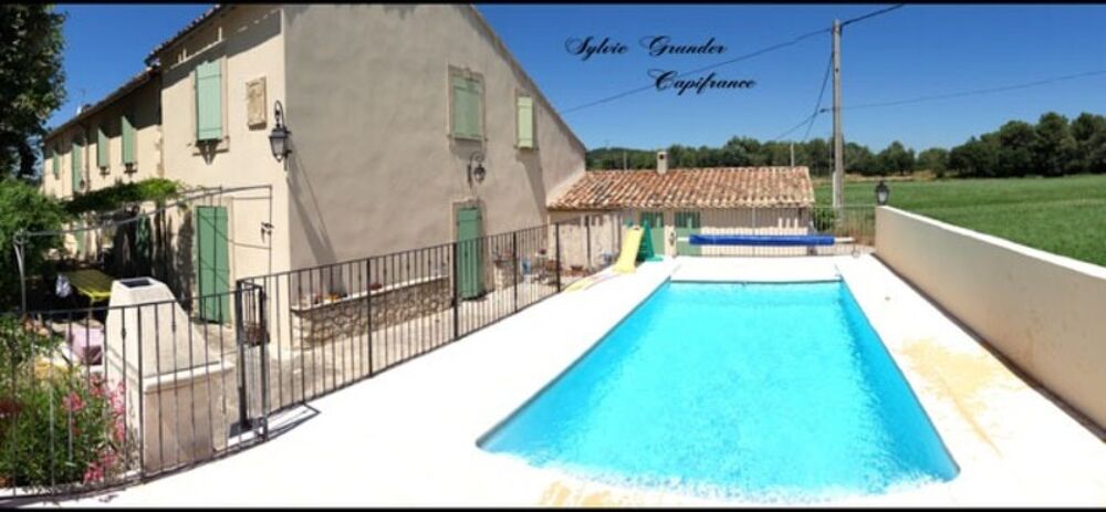 Dpt Bouches du Rhône (13), à vendre CORNILLON CONFOUX maison P15 de 455 m² dont studio 122m² - Terrain de 1 282 m²