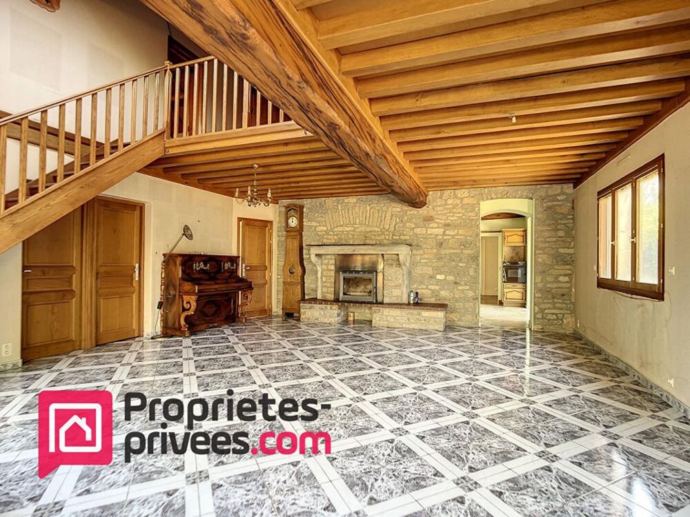 Maison 9 pièces et dépendances