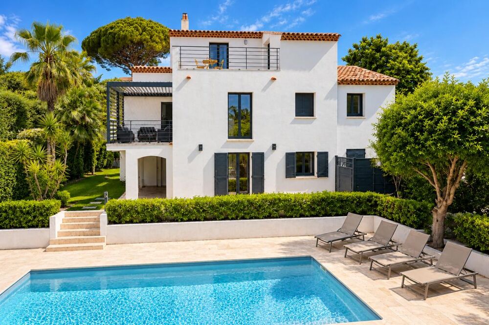 Vente Villa Villa contemporaine 7 pièces avec piscine et appartement indépendant - Tour de Mare, Fréjus Frejus