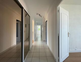  Appartement  vendre 5 pices 83 m