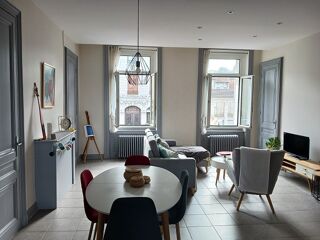  Appartement à louer 2 pièces 52 m²