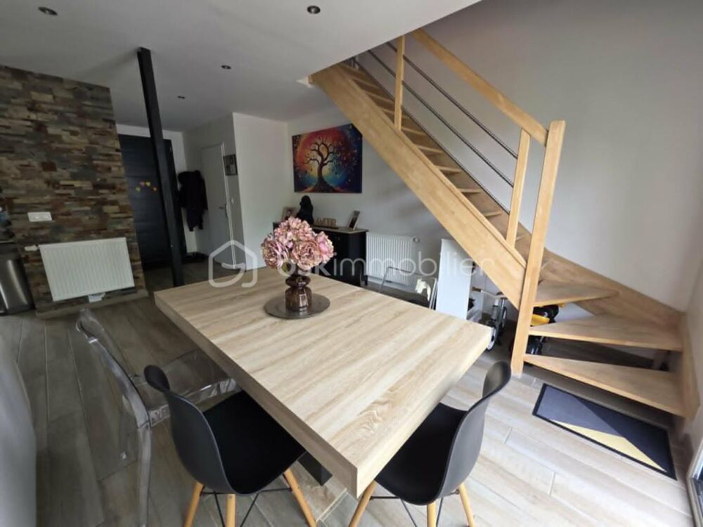 Vente Maison Maison récente de 2019 – 3 chambres – Dépendance de 20 m² – Aucun travaux   DPE B Montfermeil