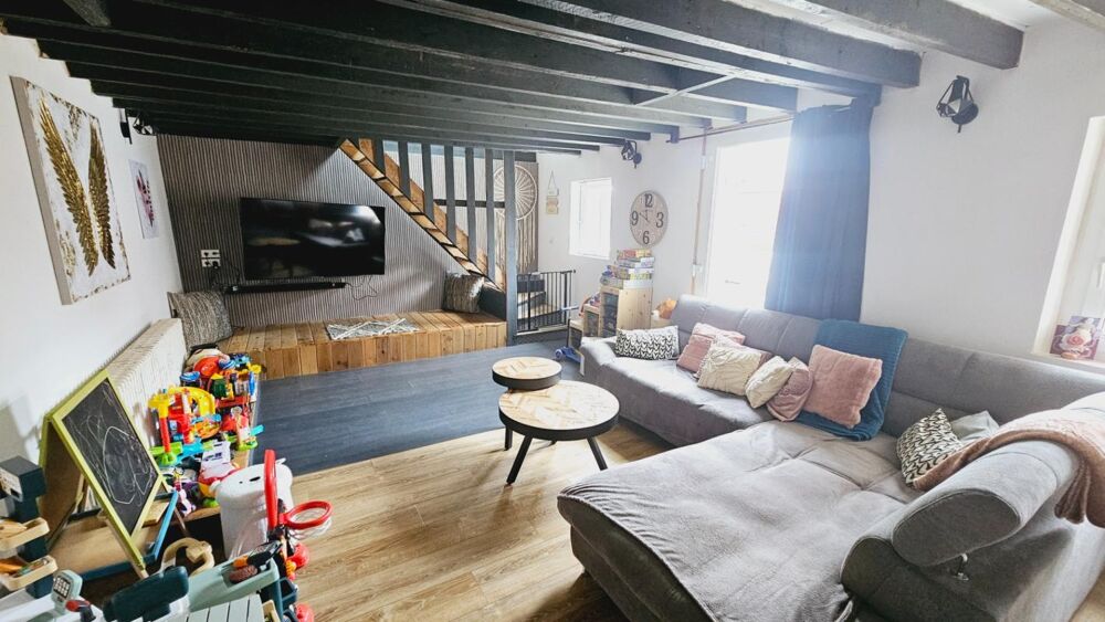 Vente Maison Maison 9 pièces / 222 m² / 197 000 EUR / SAINT-AMAND Saint amand