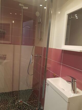  Appartement à louer 1 pièce 25 m²
