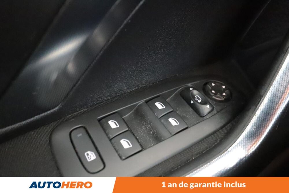 2008 1.2 PureTech Allure 110 ch 2017 occasion 92130 Issy-les-Moulineaux