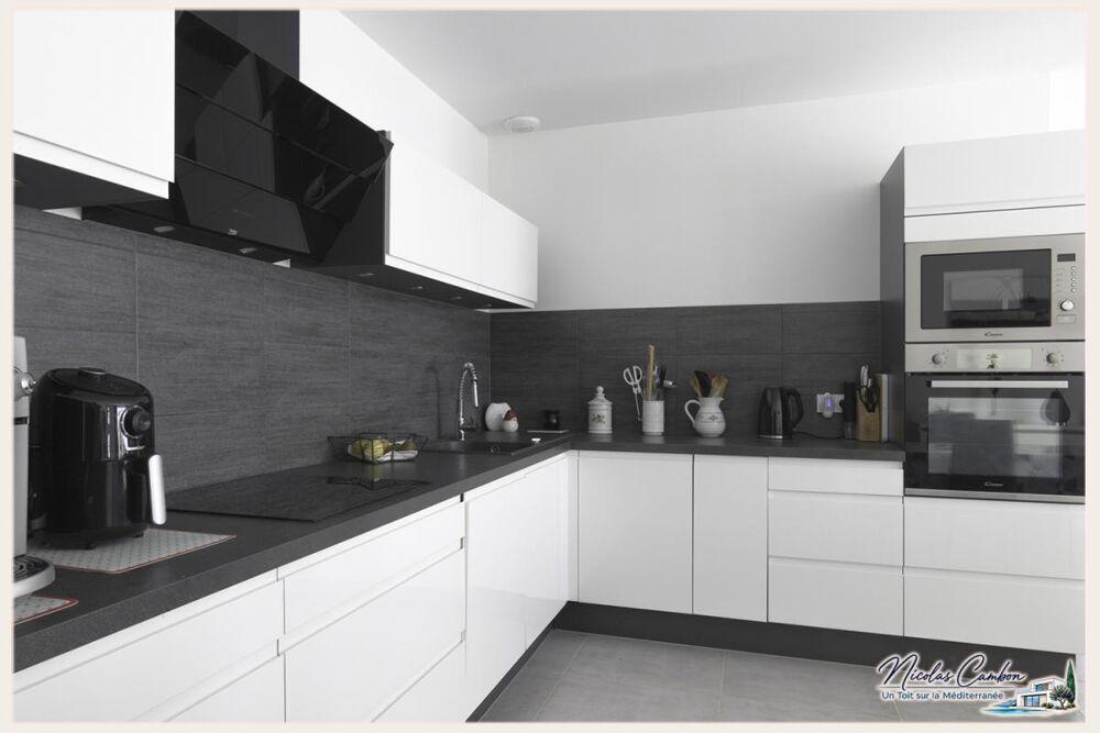Vente Maison Maison de 96m2 habitables de plain pied, 3 chambres, garage à Carnoules (83) Carnoules