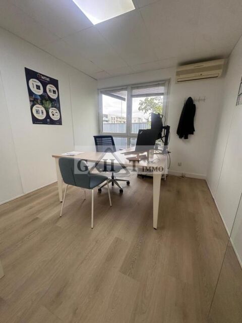 Location Entrepot Bureaux 260m2 3600 94000 Creteil