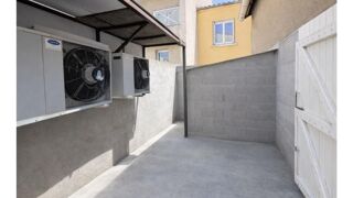  Parking / Garage � vendre 1 pi�ce 80 m�