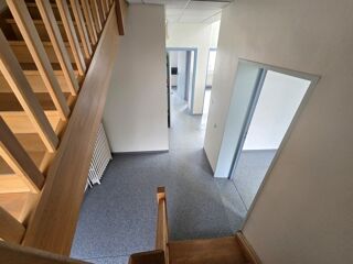  Immeuble à vendre 15 + pièces 390 m²