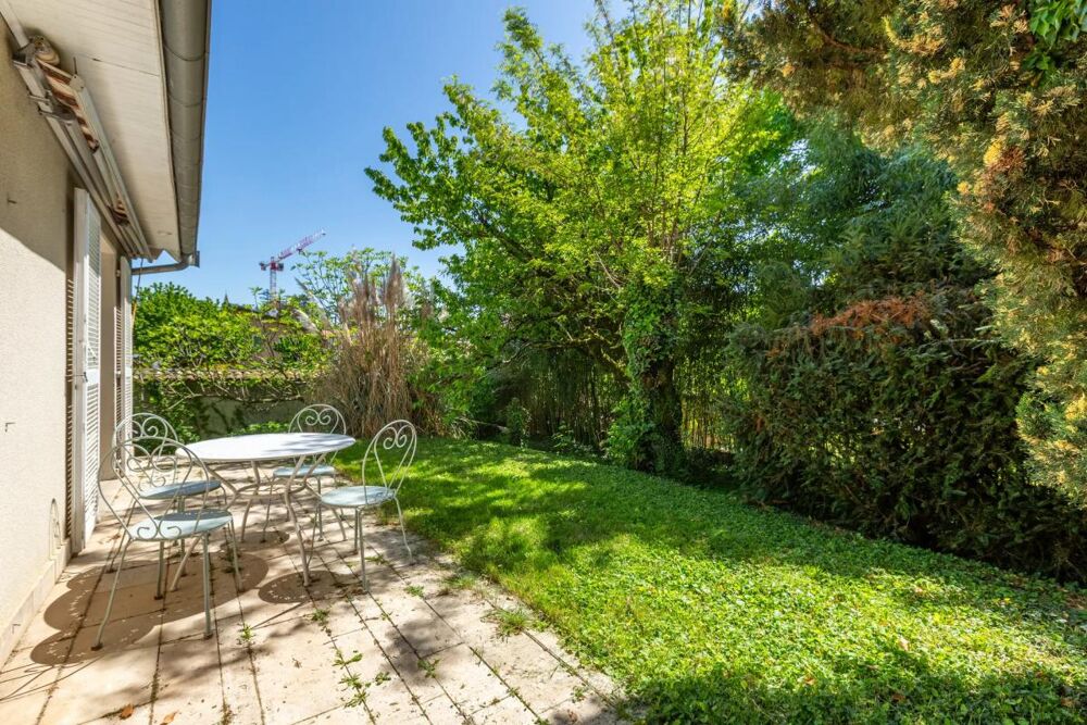 Vente Maison Genas Centre - Maison Familiale 135 m²+ dépendance  25 m2 Genas