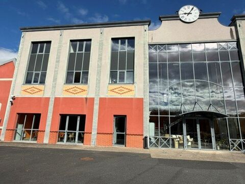A LOUER - BUREAUX 7681 71000 Macon