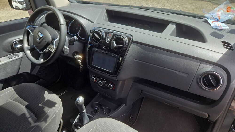 Dokker 1.2 TCe 115 Stepway 2018 occasion 97200 Fort De France