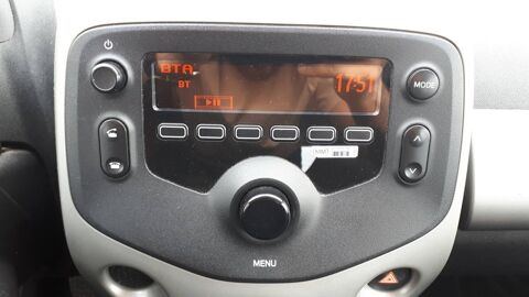 108 1.0 VTi 69 Active 2014 occasion 59370 Mons En Baroeul