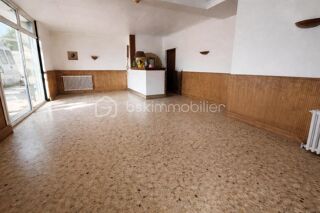  Immeuble à vendre 15 + pièces 900 m²